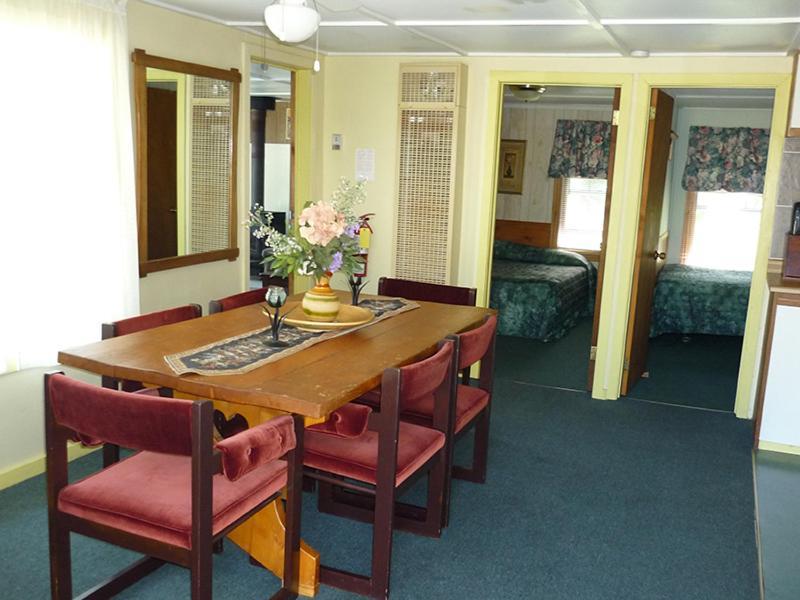 Silver Springs Cottage Resort Harcourt Quarto foto